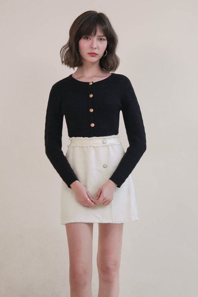 GISELLE GOLD BUTTON CARDIGAN BLACK 