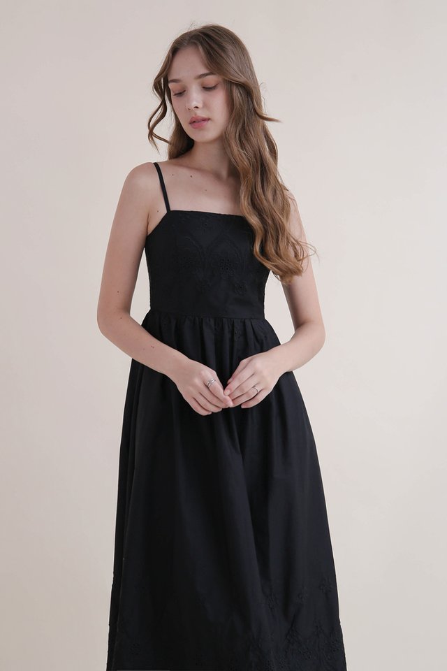 ARABELLE EYELET DRESS BLACK