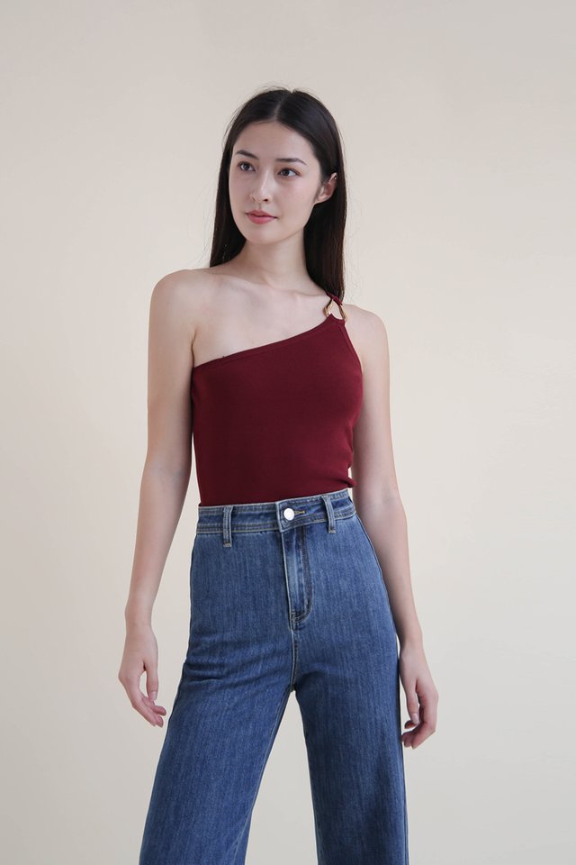 SIERRA BUCKLE TOGA TOP BURGUNDY