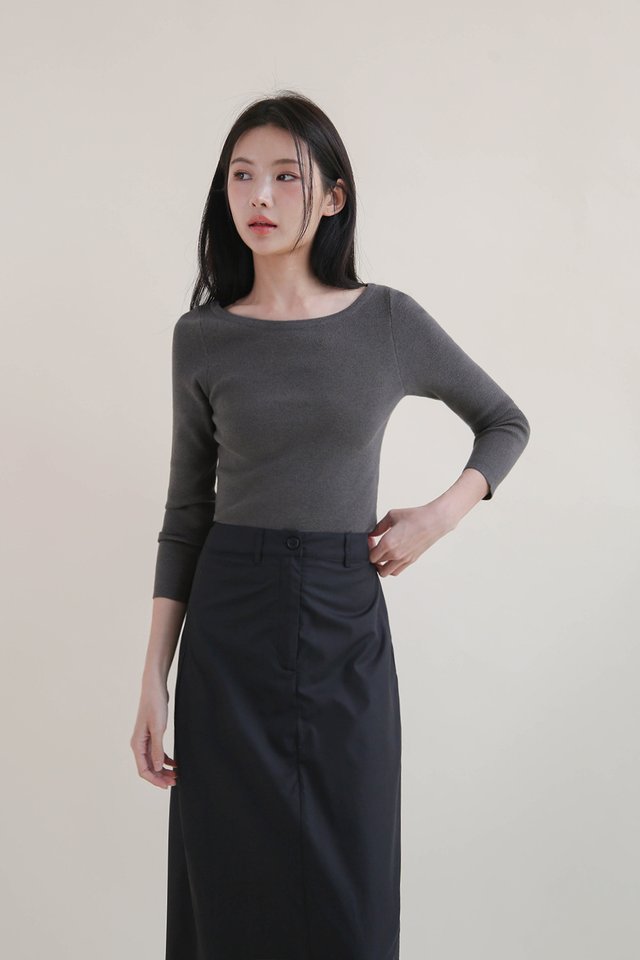 WYNTER FITTED BOATNECK SLEEVED TOP DARK GREY