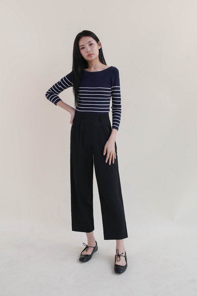 WYNTER FITTED BOATNECK SLEEVED TOP STRIPED NAVY