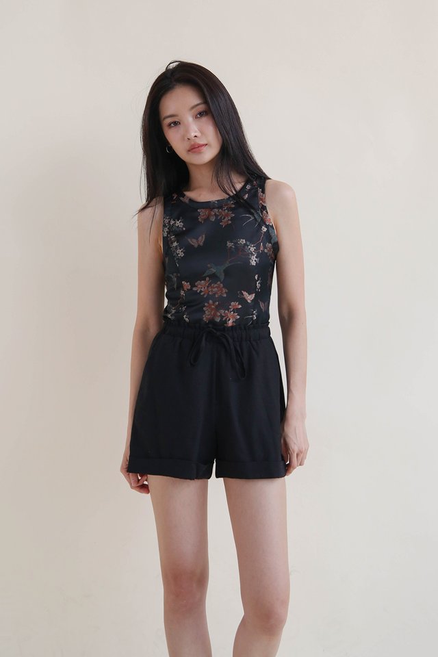 ALVA CUFFED LINEN SHORTS BLACK