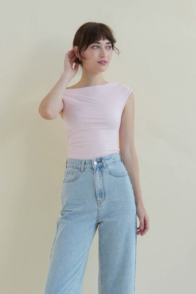 EVE TWIST SHOULDER TOP PINK