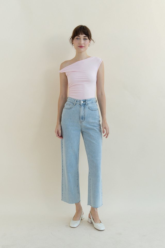 EVE TWIST SHOULDER TOP PINK