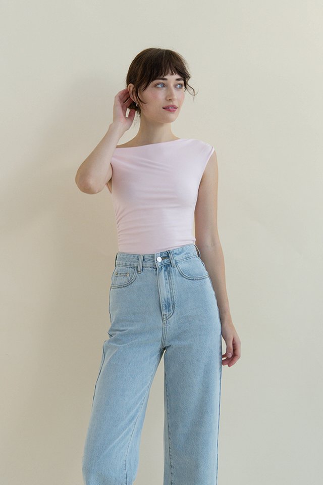 EVE TWIST SHOULDER TOP PINK