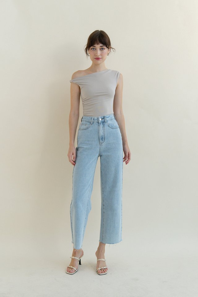 EVE TWIST SHOULDER TOP STONE