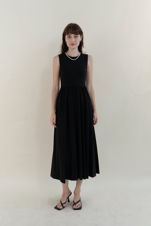 BERNICE SLEEVELESS ROUND NECK DRESS BLACK