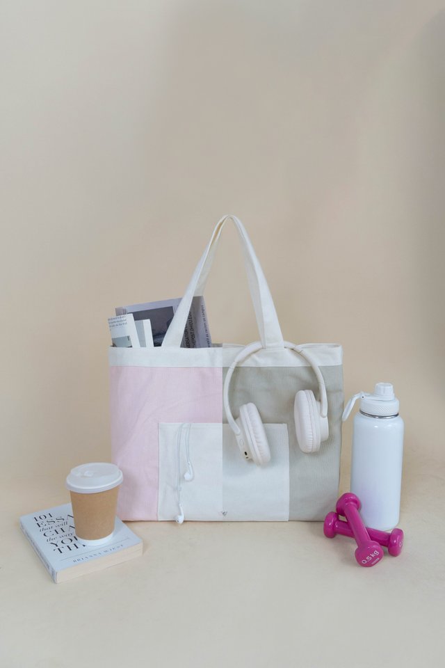 REVERSIBLE SHOPPER TOTE DOVE/PINK