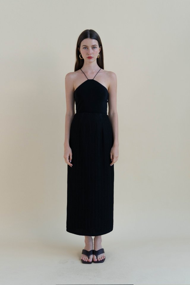 THEA PADDED HALTER TOP BLACK