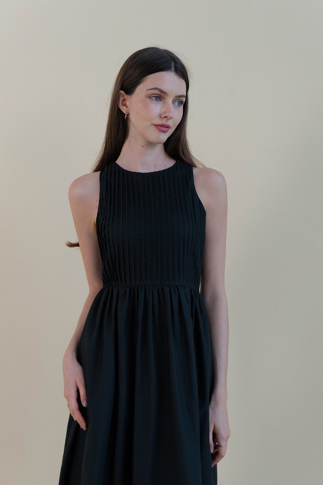 WHITNEY PLEATED BODICE DRESS BLACK