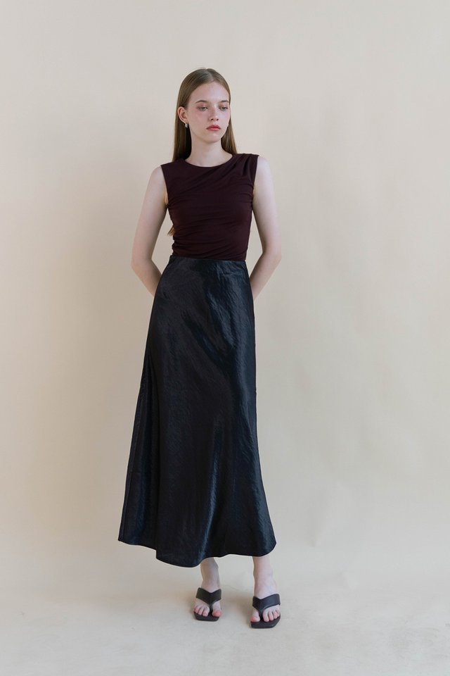 MOYA SATIN LONG SKIRT BLACK