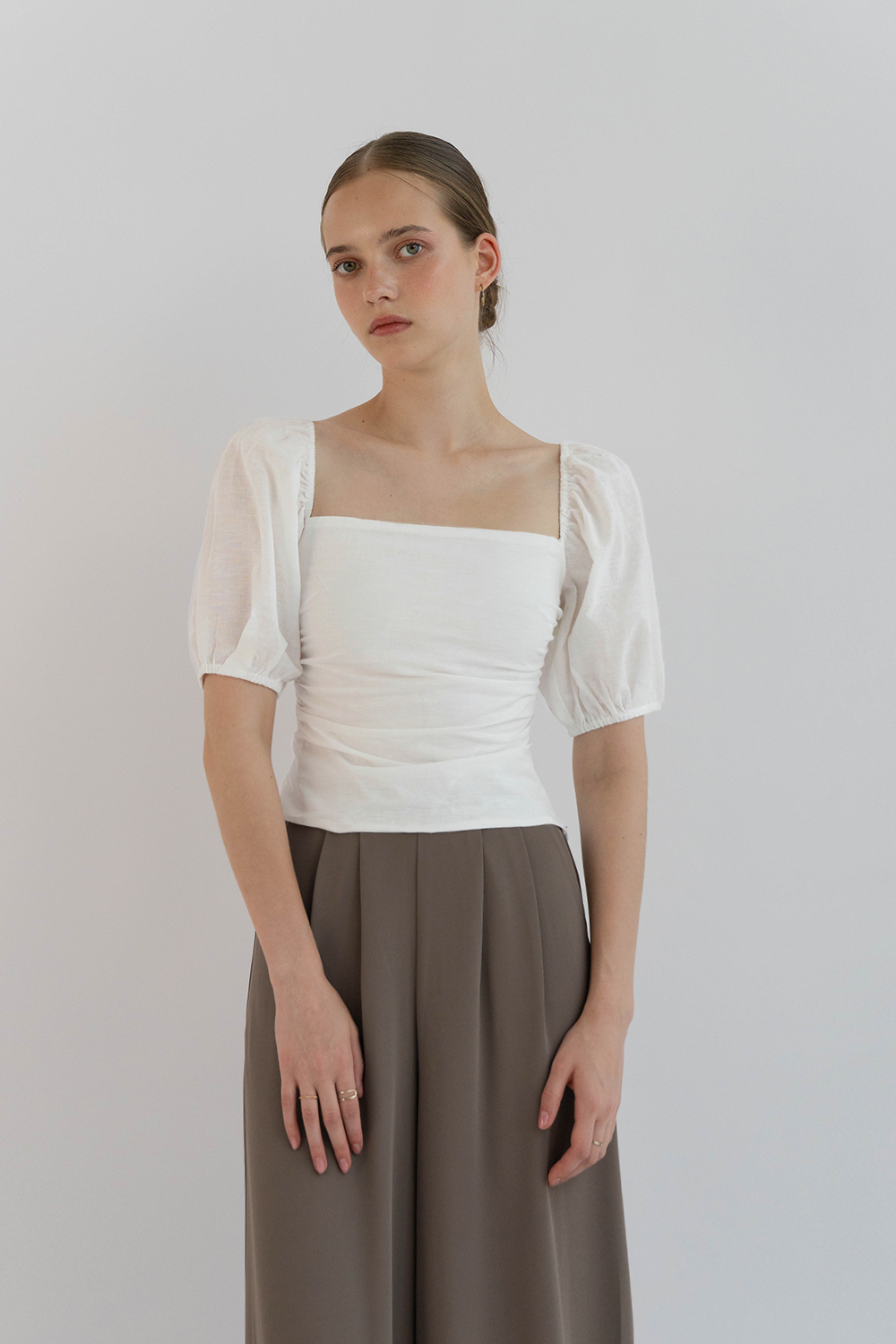 JOHANNA POUF SLEEVE TOP WHITE | The Willow Label