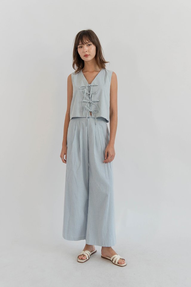 ARLENE RELAXED PANTS (PETITE) STRIPED BLUE