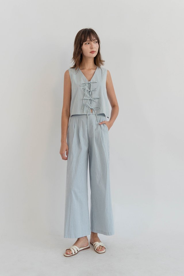 ARLENE RELAXED PANTS (PETITE) STRIPED BLUE
