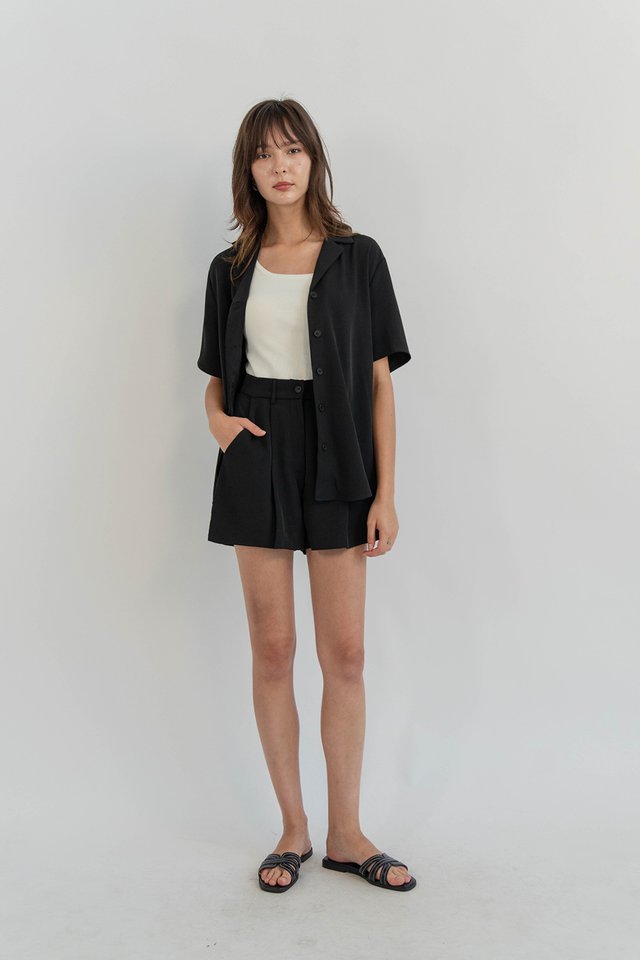 CLAUDE TAILORED SHORTS BLACK