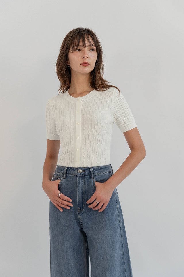 GYURI KNIT BUTTON TOP WHITE