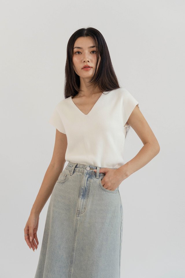 CELIA SLEEVELESS KNIT TOP WHITE