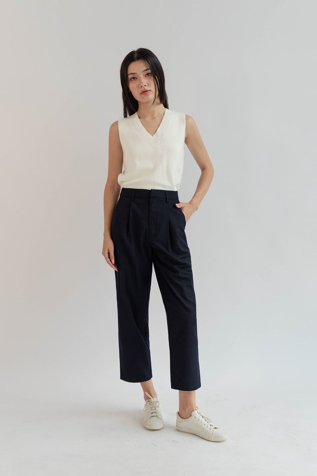 COLEEN SWEATER VEST TOP WHITE
