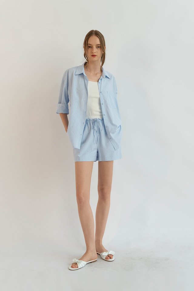 CLEO OVERSIZED SHIRT LIGHT BLUE