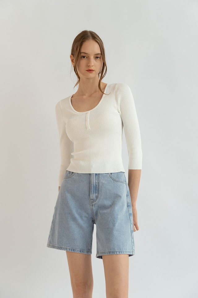 SARAH HENLEY KNIT TOP (PADDED) WHITE