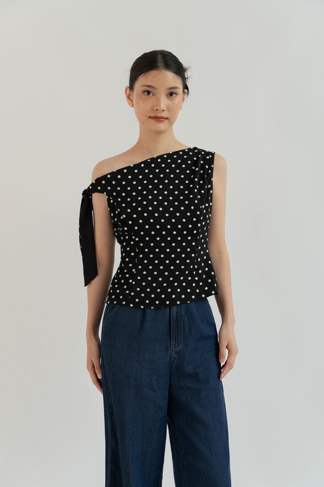 TINSLEY OFF SHOULDER TIE TOP POLKA