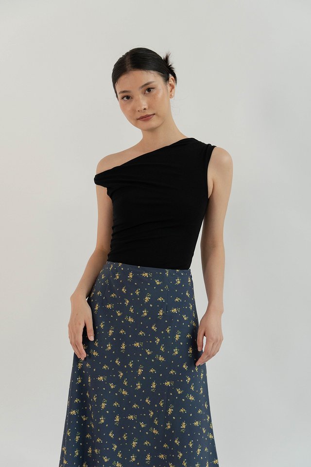 EVE TWIST SHOULDER TOP BLACK