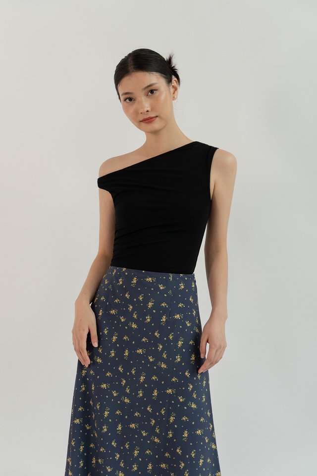 EVE TWIST SHOULDER TOP BLACK