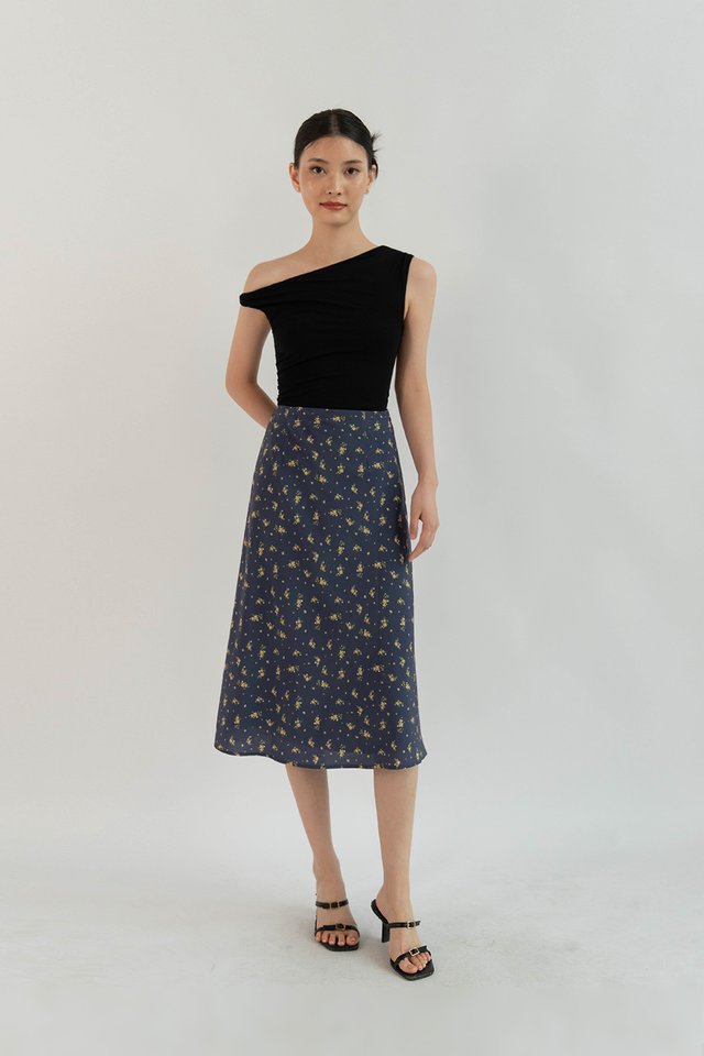 EVE TWIST SHOULDER TOP BLACK