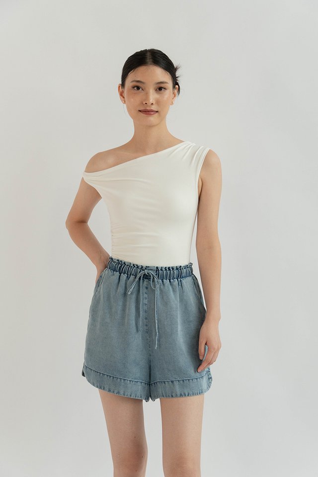 EVE TWIST SHOULDER TOP WHITE