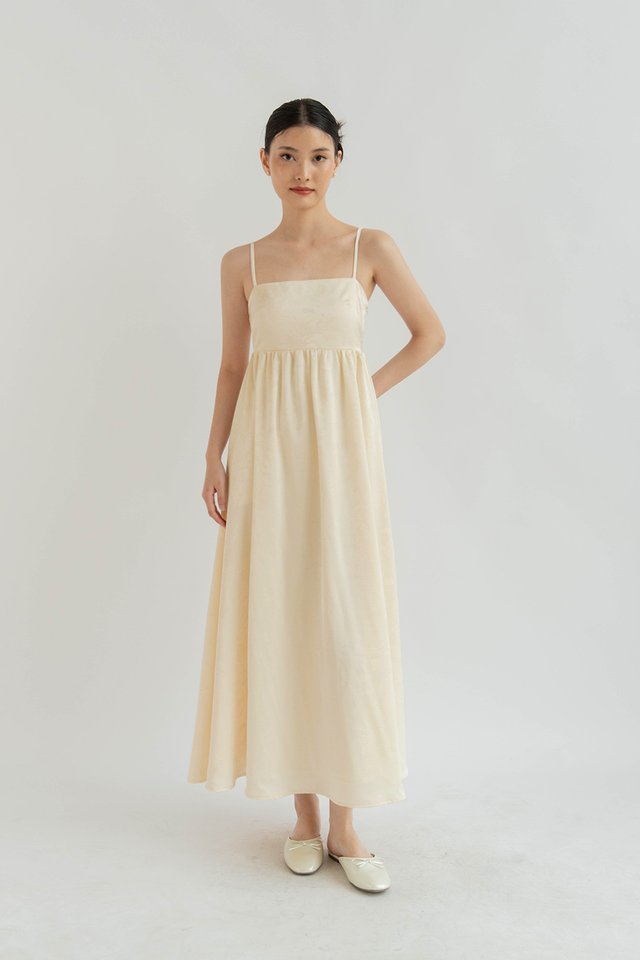QIU BABYDOLL DRESS (PADDED) CREAM