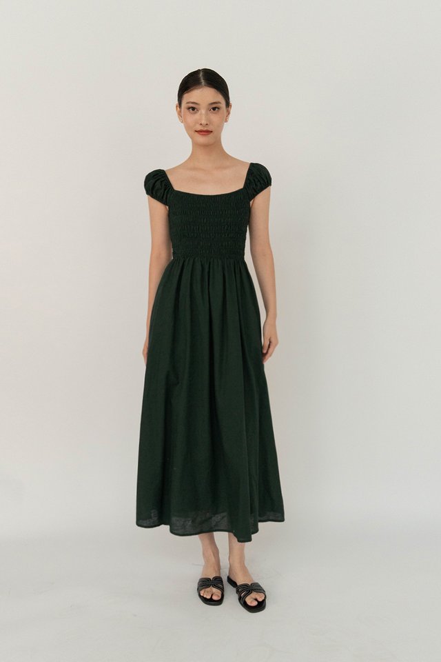SOLENE SMOCKED LINEN DRESS FOREST