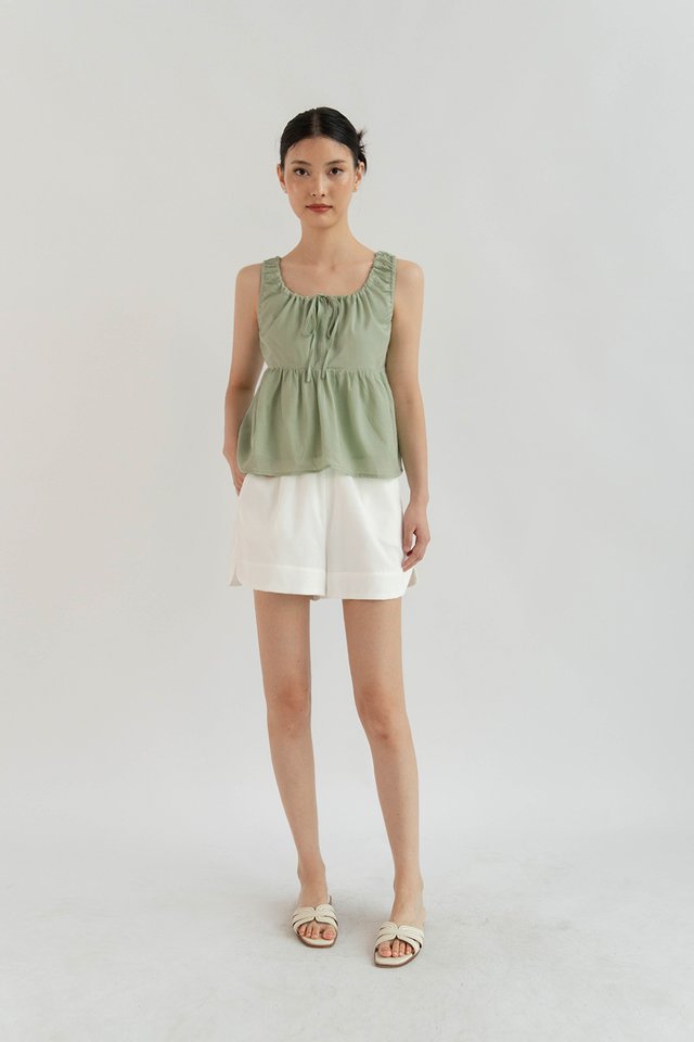 VANNA CURVED HEM SHORTS LINEN WHITE