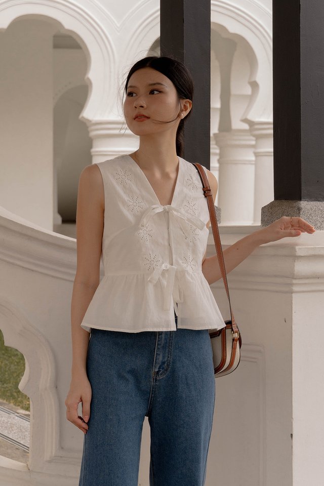HATTIE BOW TIE TOP WHITE
