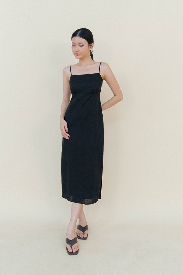 JASLEEN TIE BACK PADDED DRESS BLACK