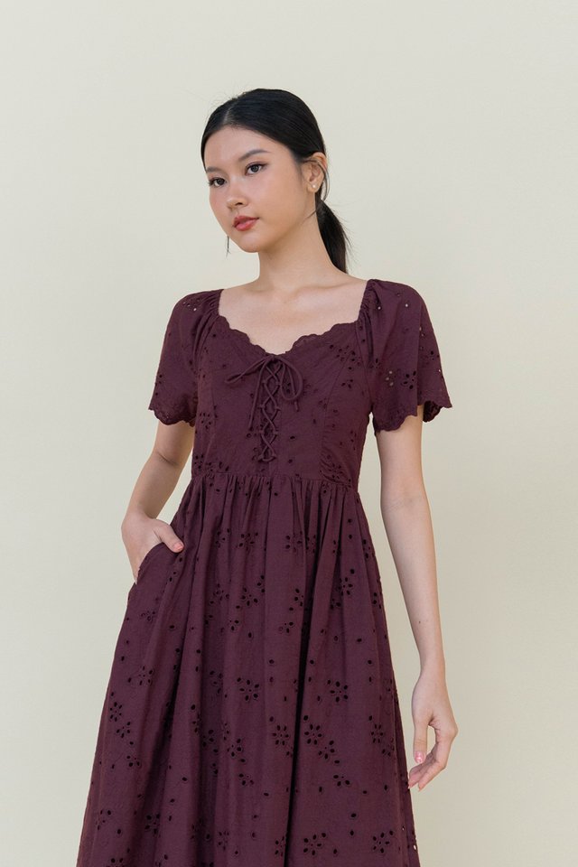 LILIA EYELET FLUTTER SLEEVE DRESS WINE