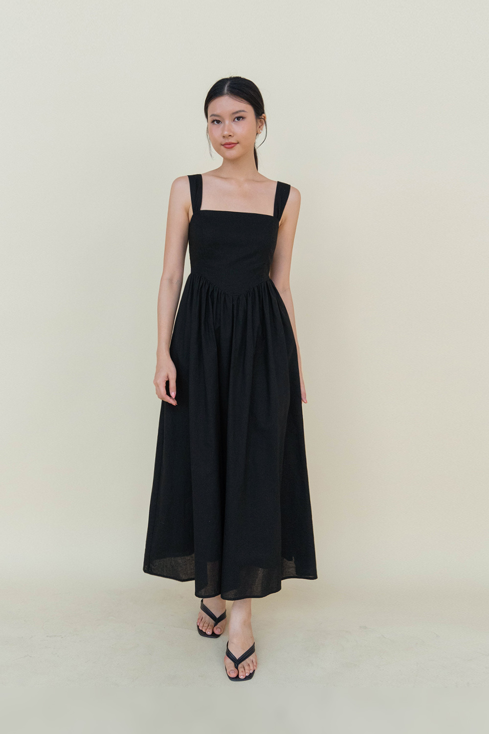 LILY SQUARE NECK LINEN DRESS BLACK | The Willow Label