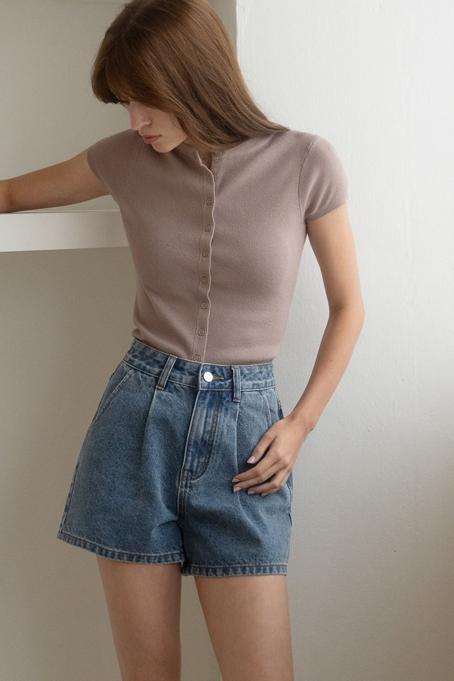 ELIZABETH CAPSLEEVE BUTTON KNIT TOP ETOUPE