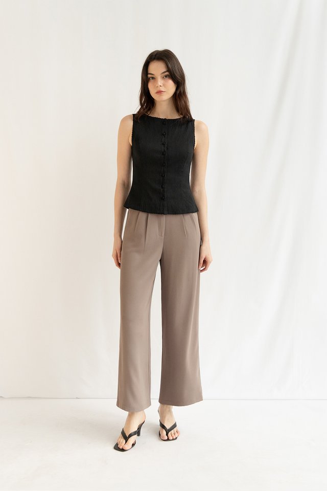 ARDENE SCALLOP TRIM VEST TOP BLACK