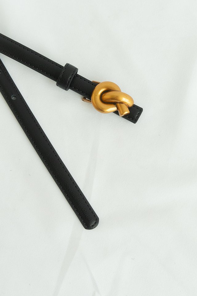 BENNETT BUCKLE BELT BLACK