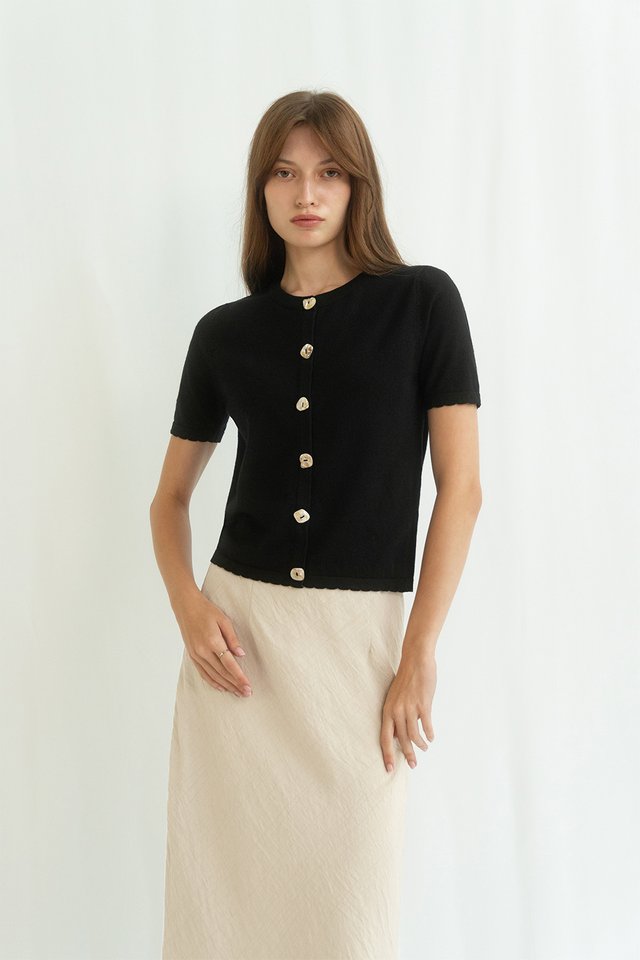 MAVEN SCALLOP KNIT TOP BLACK