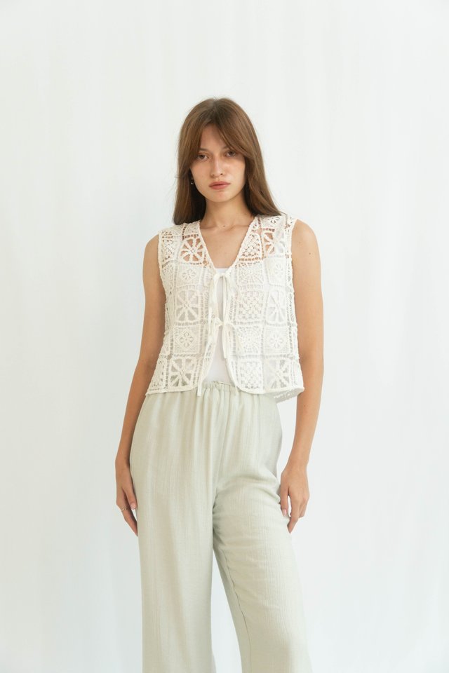MONA CROCHET VEST WHITE