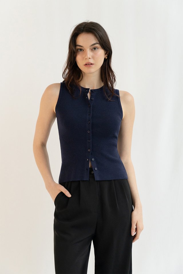 ELIZA KNIT BUTTON TOP NAVY