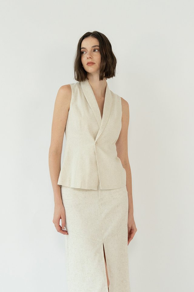 ERINA LINEN BLAZER VEST TOP SAND