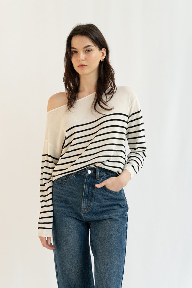 SIENNA SOFT KNIT SWEATER TOP STRIPED