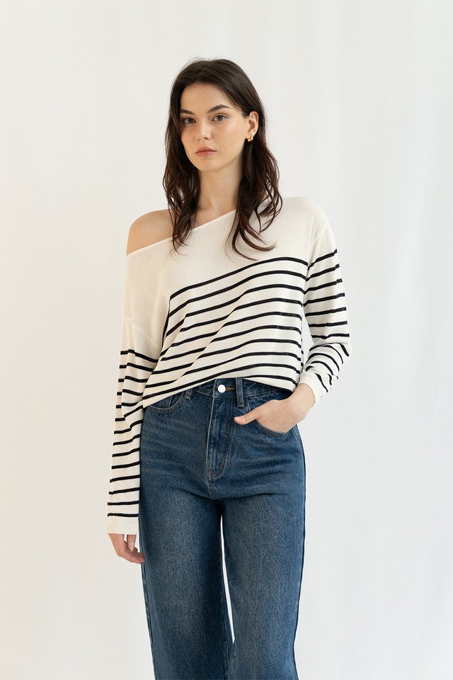 SIENNA SOFT KNIT SWEATER TOP STRIPED