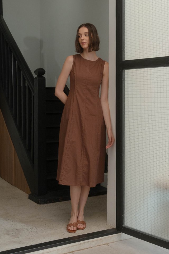 VIOLETTE LINEN PANELLED DRESS COCOA