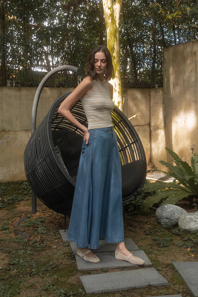 A-LINE DENIM SKIRT MIDWASH
