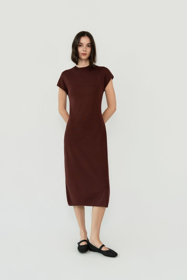 FUNNEL NECK KNIT DRESS ESPRESSO