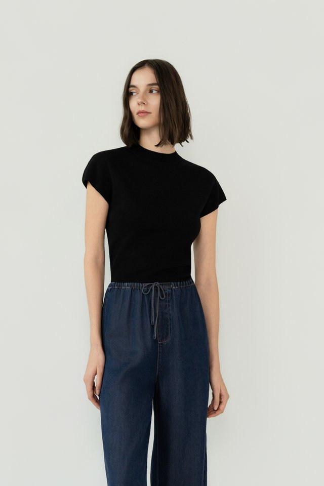 FUNNEL NECK KNIT TOP BLACK