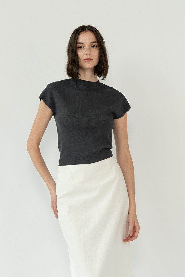 FUNNEL NECK KNIT TOP GUNMETAL